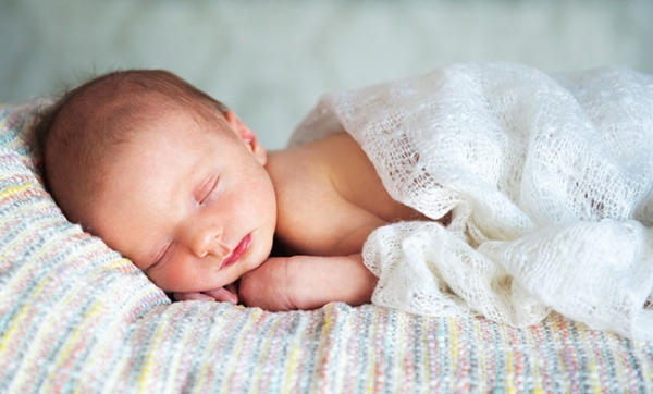 babyMaternity Magazine 25 Ways to Bond with Your Newborn