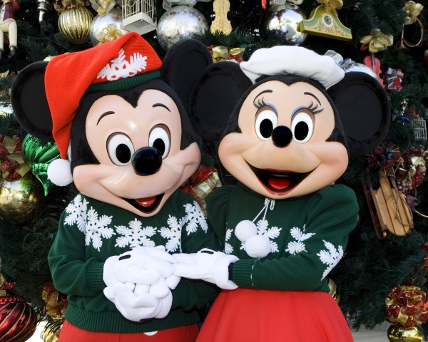 Top 5 Disneyland Holiday Favorites | Creative Child