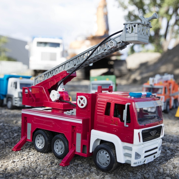 DRIVEN by Battat Fire Truck