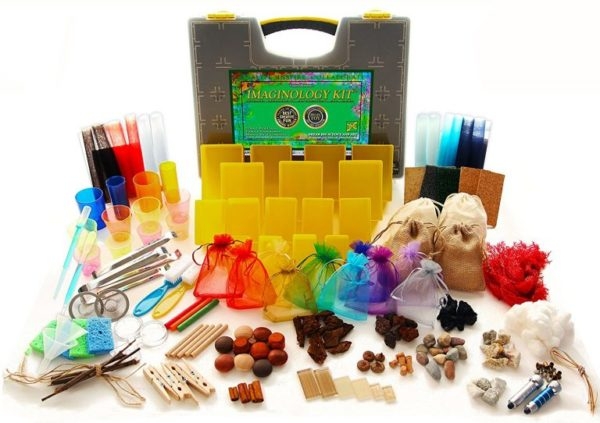 Imaginology Holiday Kit