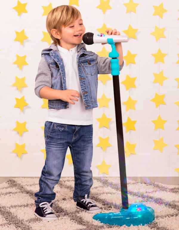 B. Toys Mic It Shine