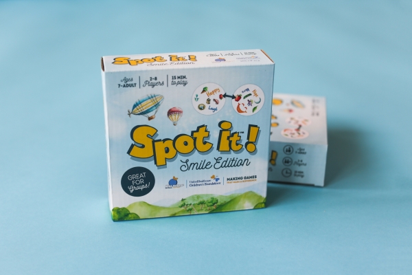 Spot-it! Smile Edition Card Game