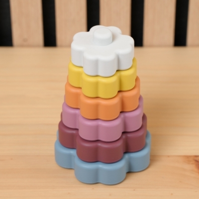 Montessori Travel Stacker