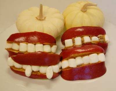 kids kitchen, halloween, Halloween Monster Snacks
