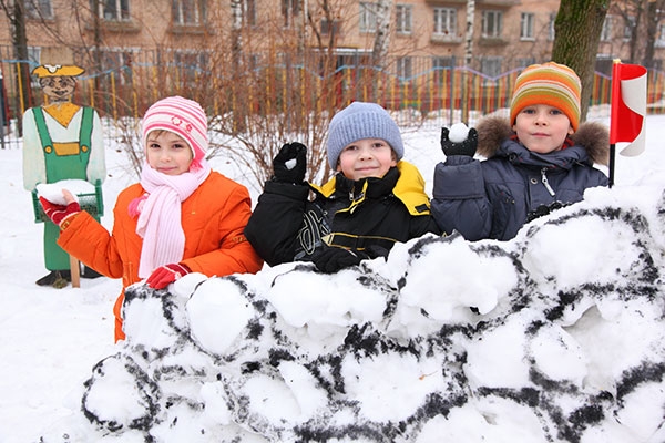 kids activities winter activities snow Christmas
